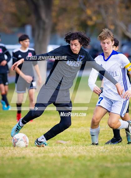 Thumbnail 2 in Foothill vs Analy photogallery.