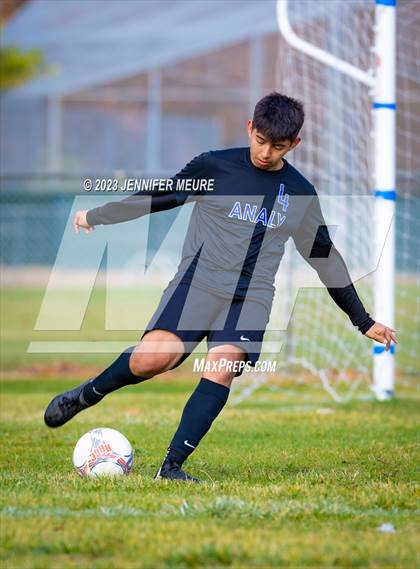 Thumbnail 3 in Foothill vs Analy photogallery.