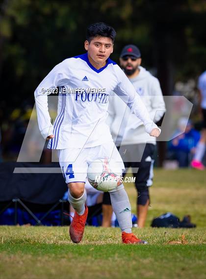 Thumbnail 1 in Foothill vs Analy photogallery.