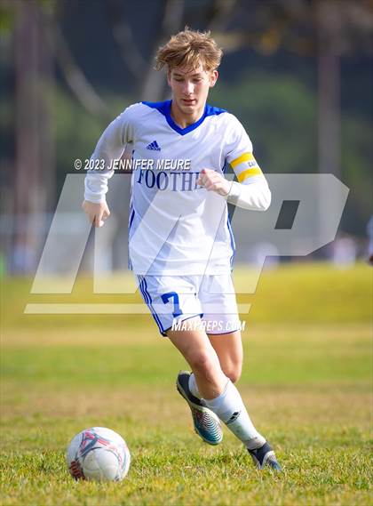 Thumbnail 2 in Foothill vs Analy photogallery.