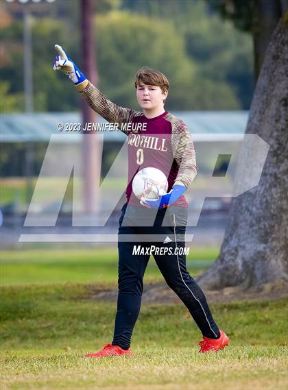 Thumbnail 1 in Foothill vs Analy photogallery.