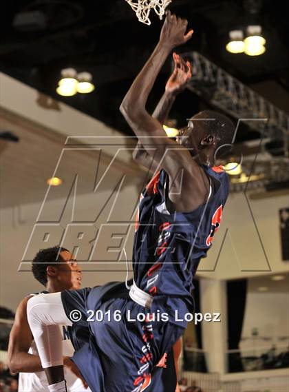 Thumbnail 3 in Diamond Ranch vs. Chaminade (CIF SS D3A Final) photogallery.