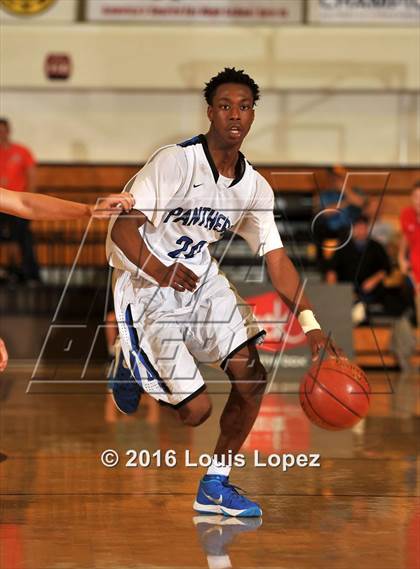Thumbnail 3 in Diamond Ranch vs. Chaminade (CIF SS D3A Final) photogallery.