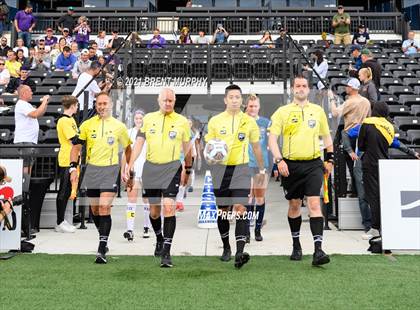 Thumbnail 3 in Evergreen vs. Holy Family (CHSAA 4A State Championship) photogallery.