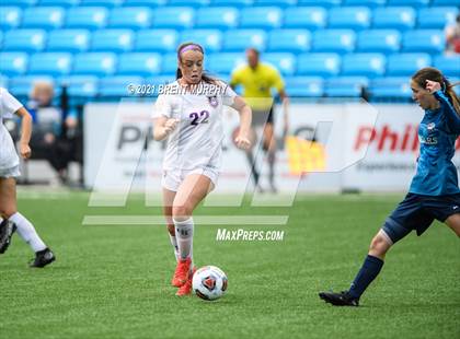 Thumbnail 2 in Evergreen vs. Holy Family (CHSAA 4A State Championship) photogallery.