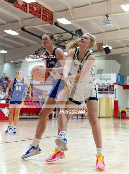 Thumbnail 3 in Mountain Home vs Bentonville West (Billy Ply Classic) photogallery.
