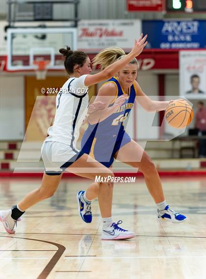 Thumbnail 1 in Mountain Home vs Bentonville West (Billy Ply Classic) photogallery.
