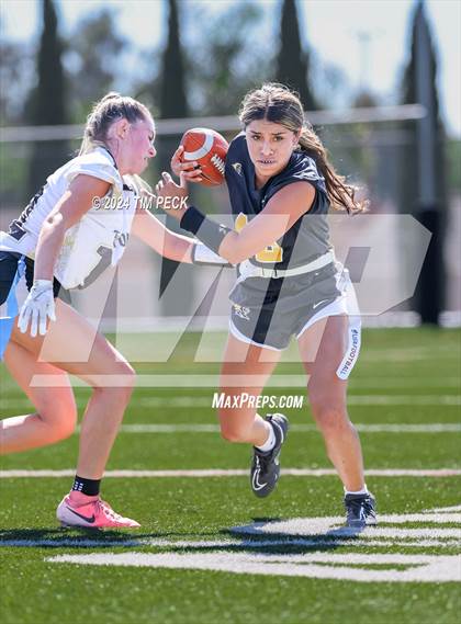 Thumbnail 1 in Canyon @ Foothill photogallery.