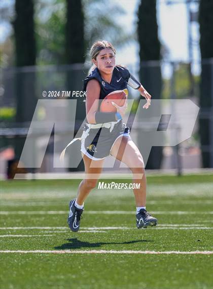 Thumbnail 1 in Canyon @ Foothill photogallery.