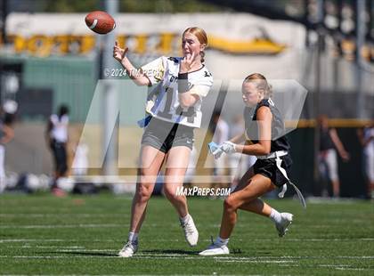 Thumbnail 2 in Canyon @ Foothill photogallery.