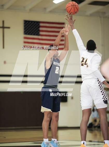 Thumbnail 2 in Notre Dame (SO) @  Crespi photogallery.
