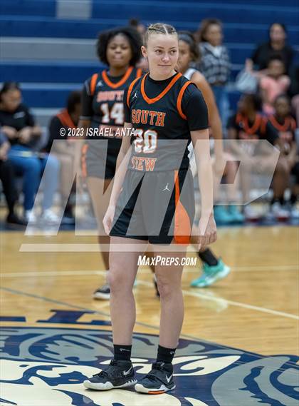 Thumbnail 3 in South View @ Purnell Swett(NCHSAA 4A Round 2) photogallery.