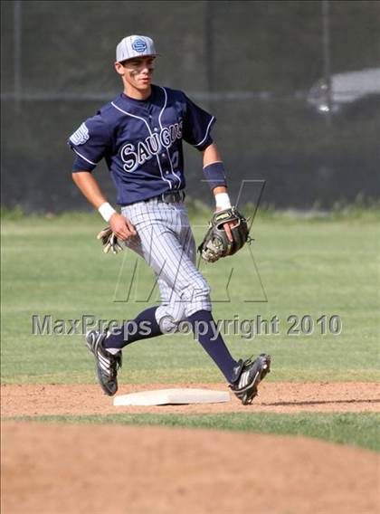 Thumbnail 1 in Saugus @ Canyon photogallery.
