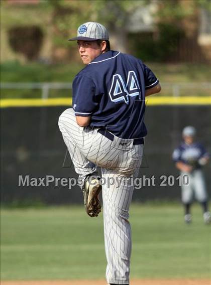 Thumbnail 1 in Saugus @ Canyon photogallery.