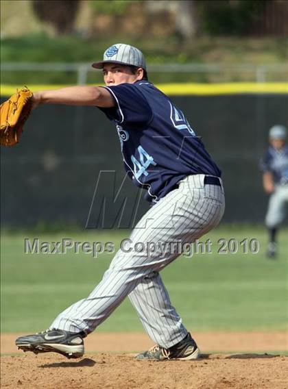 Thumbnail 1 in Saugus @ Canyon photogallery.