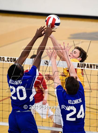 Thumbnail 1 in Chaminade vs Kellenberg Memorial (CHSAA Championship) photogallery.