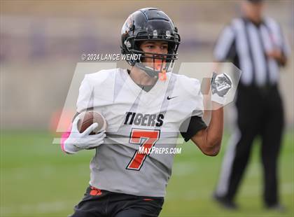 Thumbnail 3 in Sterling @ Arvada photogallery.