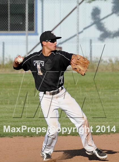 Thumbnail 2 in North @ Tehachapi photogallery.
