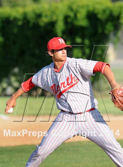 Thumbnail 3 in North @ Tehachapi photogallery.