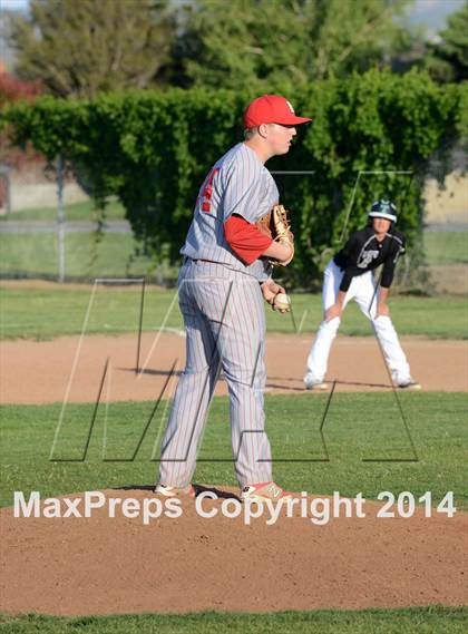 Thumbnail 3 in North @ Tehachapi photogallery.