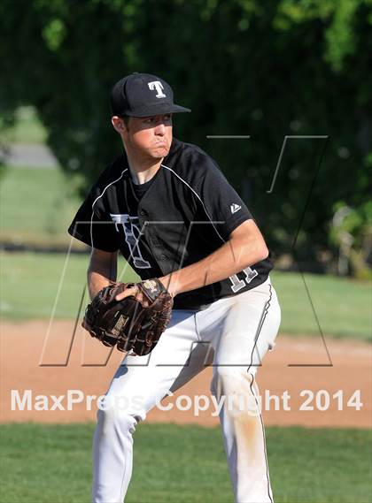 Thumbnail 1 in North @ Tehachapi photogallery.