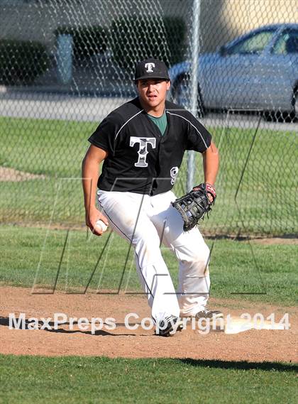 Thumbnail 1 in North @ Tehachapi photogallery.