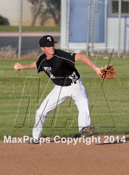 Thumbnail 3 in North @ Tehachapi photogallery.