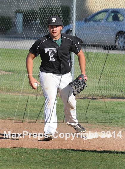 Thumbnail 2 in North @ Tehachapi photogallery.