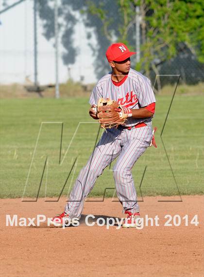 Thumbnail 1 in North @ Tehachapi photogallery.
