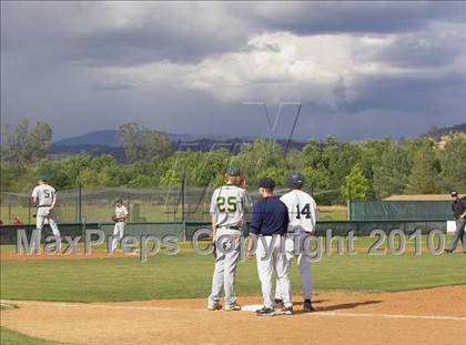 Thumbnail 2 in Pleasant Valley vs. Red Bluff (CIF NS D1 Final) photogallery.