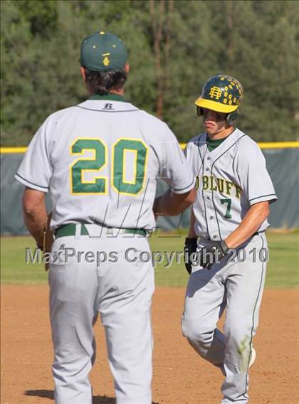 Thumbnail 1 in Pleasant Valley vs. Red Bluff (CIF NS D1 Final) photogallery.