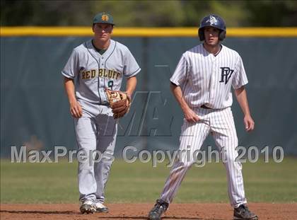 Thumbnail 3 in Pleasant Valley vs. Red Bluff (CIF NS D1 Final) photogallery.