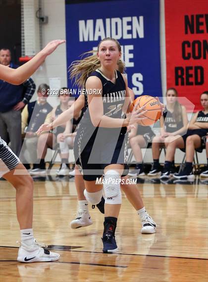Thumbnail 3 in Alexander Central vs. Bunker Hill (Dick's Sporting Goods Classic) photogallery.