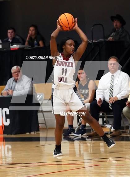 Thumbnail 3 in Alexander Central vs. Bunker Hill (Dick's Sporting Goods Classic) photogallery.