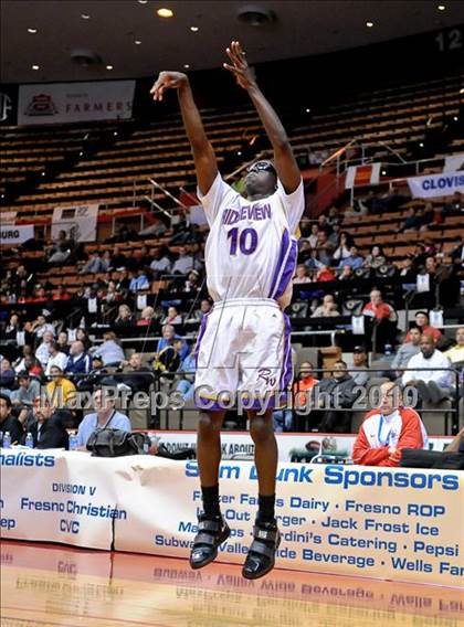 Thumbnail 3 in Hoover vs. Ridgeview (CIF CS D3 Final) photogallery.