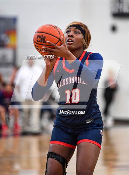 Thumbnail 3 in La Vega vs Madisonville (UIL 4A Reg III Final) photogallery.