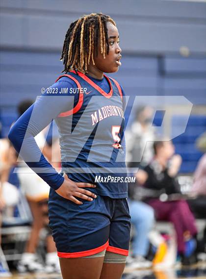 Thumbnail 3 in La Vega vs Madisonville (UIL 4A Reg III Final) photogallery.