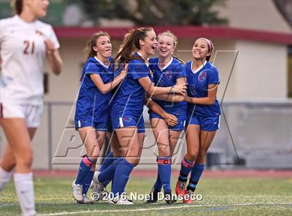Thumbnail 1 in Menlo-Atherton vs. St. Ignatius (CIF CCS D1 Playoff) photogallery.