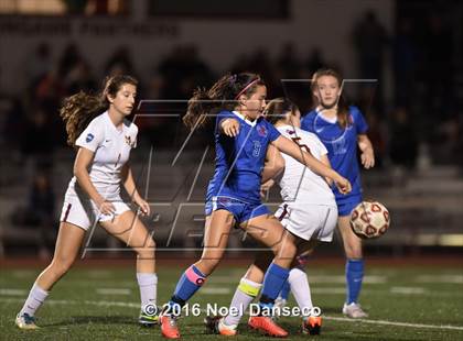 Thumbnail 2 in Menlo-Atherton vs. St. Ignatius (CIF CCS D1 Playoff) photogallery.