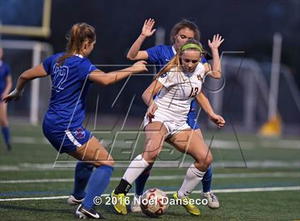 Thumbnail 3 in Menlo-Atherton vs. St. Ignatius (CIF CCS D1 Playoff) photogallery.