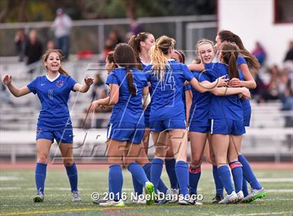 Thumbnail 2 in Menlo-Atherton vs. St. Ignatius (CIF CCS D1 Playoff) photogallery.