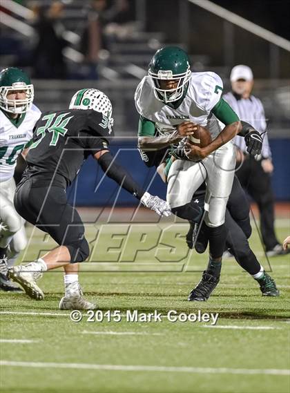 Thumbnail 2 in Clifton vs. Franklin (UIL 3A D2 Area Playoff) photogallery.
