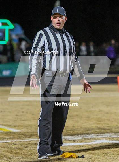 Thumbnail 3 in Richmond vs. Myers Park (NCHSAA 4AA 3rd Round Playoff) photogallery.