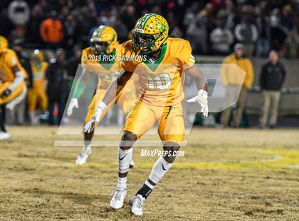 Thumbnail 2 in Richmond vs. Myers Park (NCHSAA 4AA 3rd Round Playoff) photogallery.