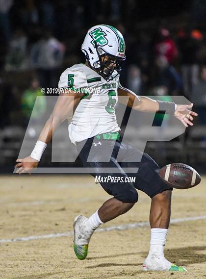 Thumbnail 3 in Richmond vs. Myers Park (NCHSAA 4AA 3rd Round Playoff) photogallery.