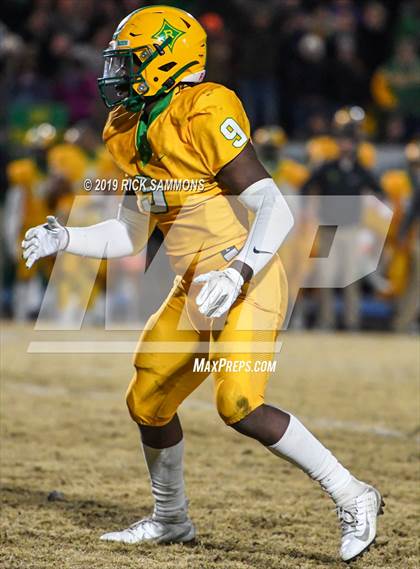 Thumbnail 2 in Richmond vs. Myers Park (NCHSAA 4AA 3rd Round Playoff) photogallery.