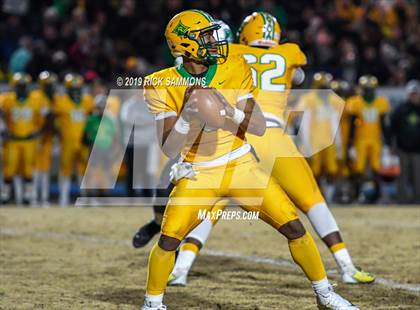 Thumbnail 3 in Richmond vs. Myers Park (NCHSAA 4AA 3rd Round Playoff) photogallery.