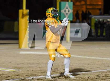 Thumbnail 2 in Richmond vs. Myers Park (NCHSAA 4AA 3rd Round Playoff) photogallery.