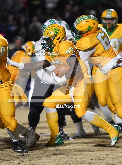 Thumbnail 2 in Richmond vs. Myers Park (NCHSAA 4AA 3rd Round Playoff) photogallery.