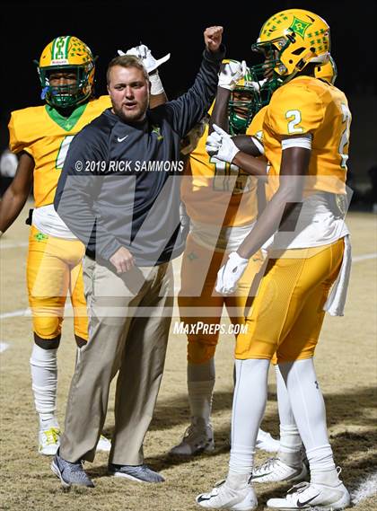 Thumbnail 2 in Richmond vs. Myers Park (NCHSAA 4AA 3rd Round Playoff) photogallery.